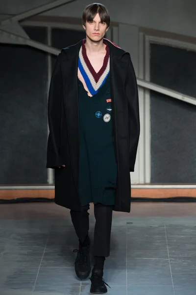 Look 33